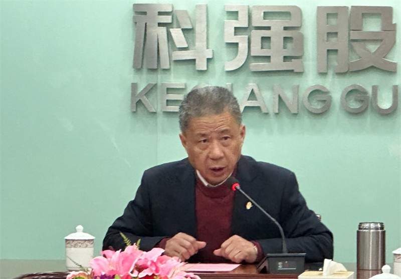 “一切為了客戶，一切為了前線”暨2025年科強(qiáng)股份銷售目標(biāo)責(zé)任狀簽訂儀式1